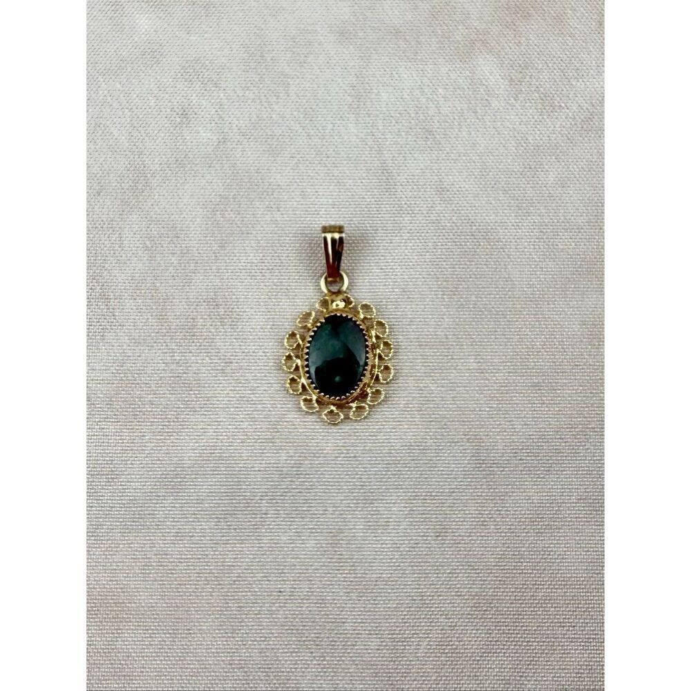 Vintage Pendant 1/20 12K GF With Green Center Stone